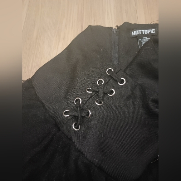 Hot Topic Skirt - Picture 4 of 6